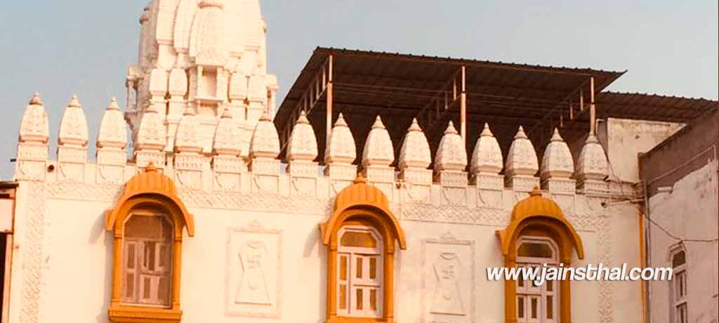 -jain-mandir-on-hill-kasan-village-.jpg