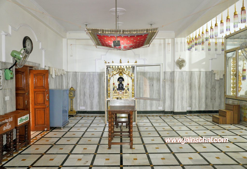 -faridabad-jain-mandir-sector--.jpg