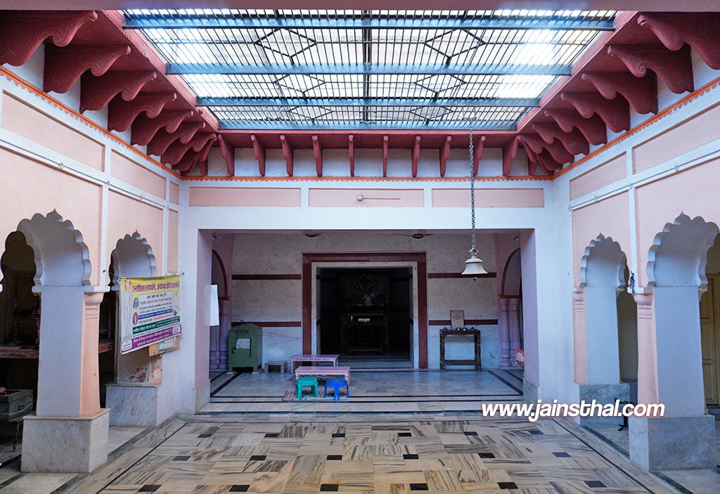 -panchayati-jain-mandir-meerapur-.jpg -panchayati-jain-mandir-meerapur-.jpg