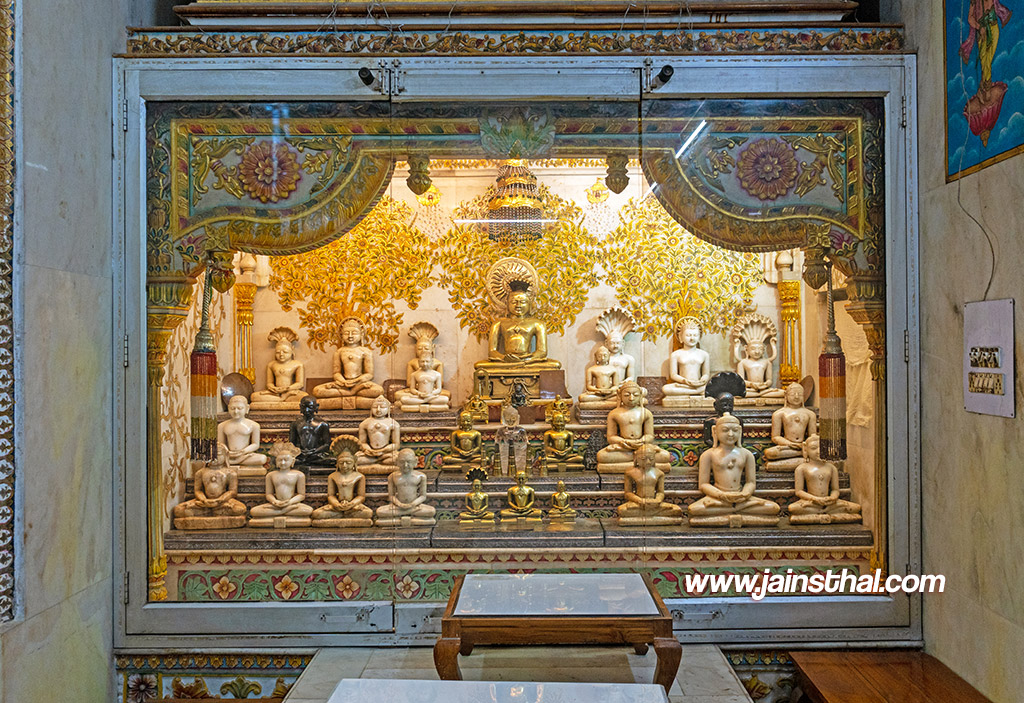 -vaidwara-digambar-jain-temple-.jpg