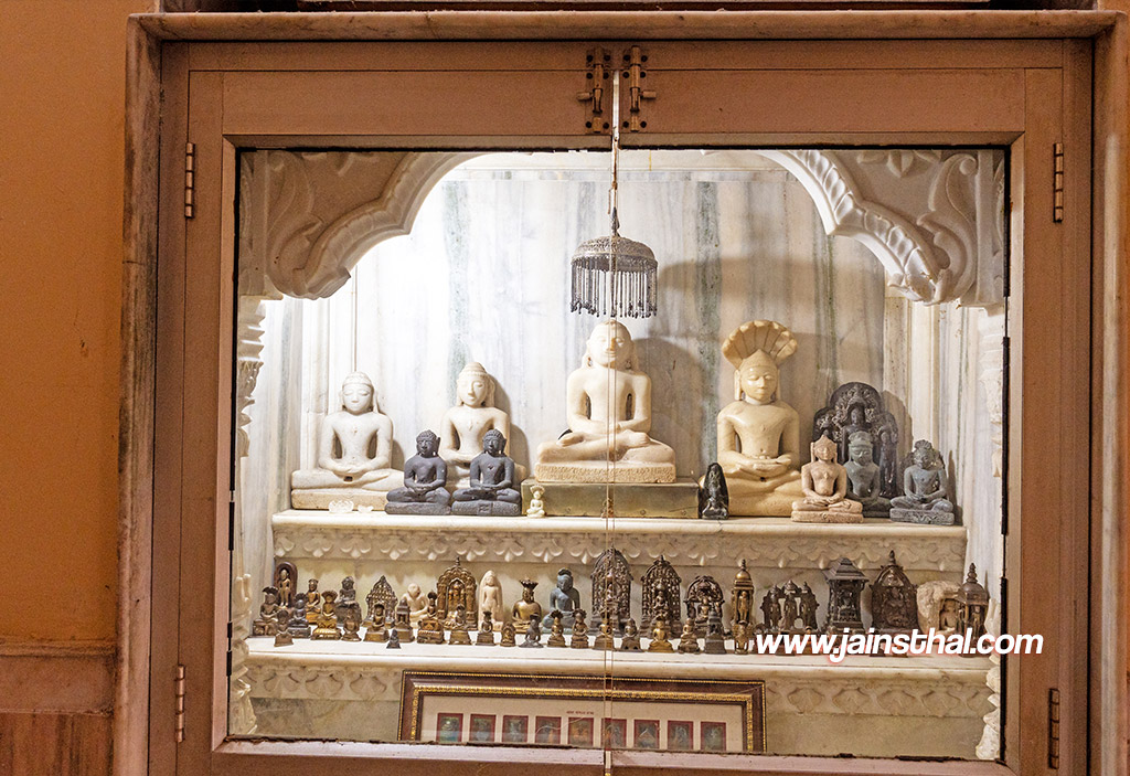 -vaidwara-digambar-jain-temple-.jpg