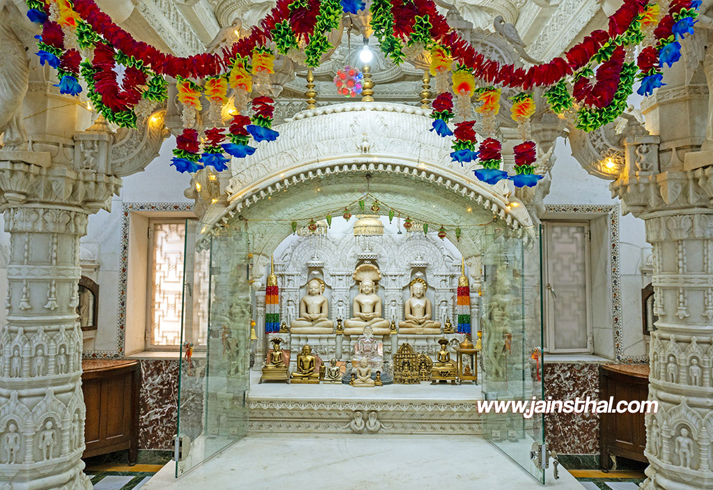 -khandelwal-chhota-jain-temple-vaidwara-.jpg