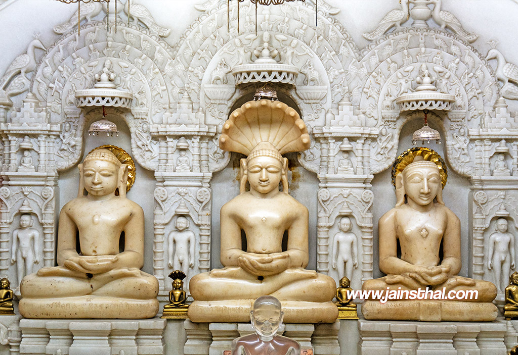 -khandelwal-chhota-jain-temple-vaidwara-.jpg