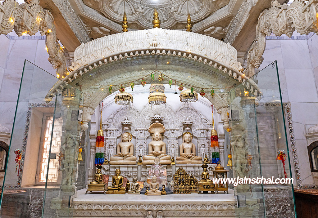 -khandelwal-chhota-jain-temple-vaidwara-.jpg